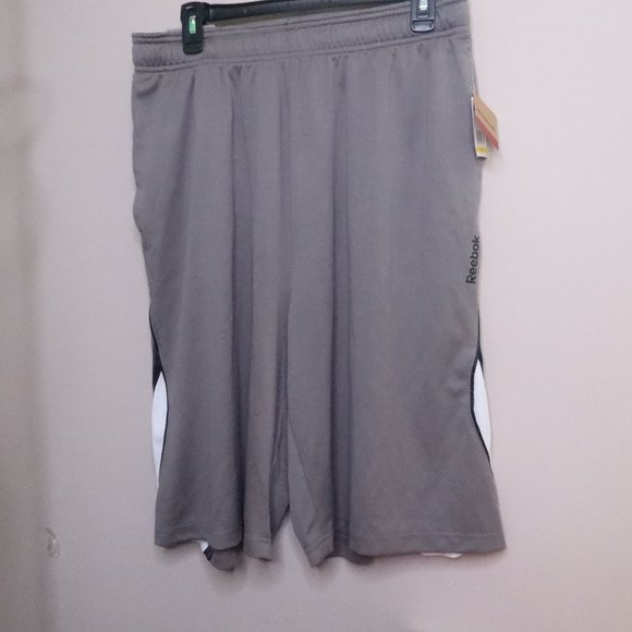 Reebok shorts - Picture 5 of 10
